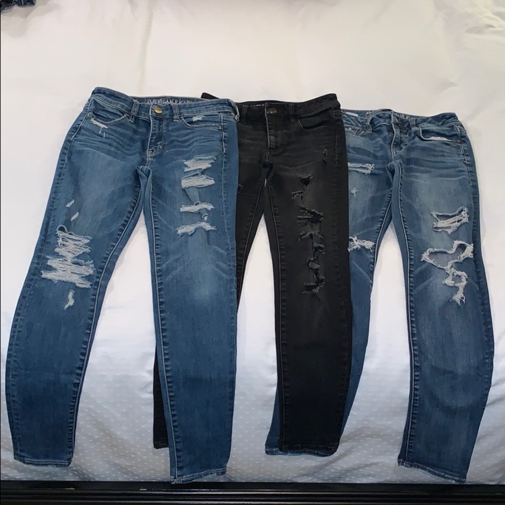 3 Pairs of American Eagle Jeans Size 4